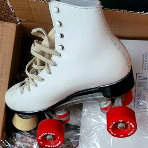 DOUBLE LEATHER ROLLER SKATES